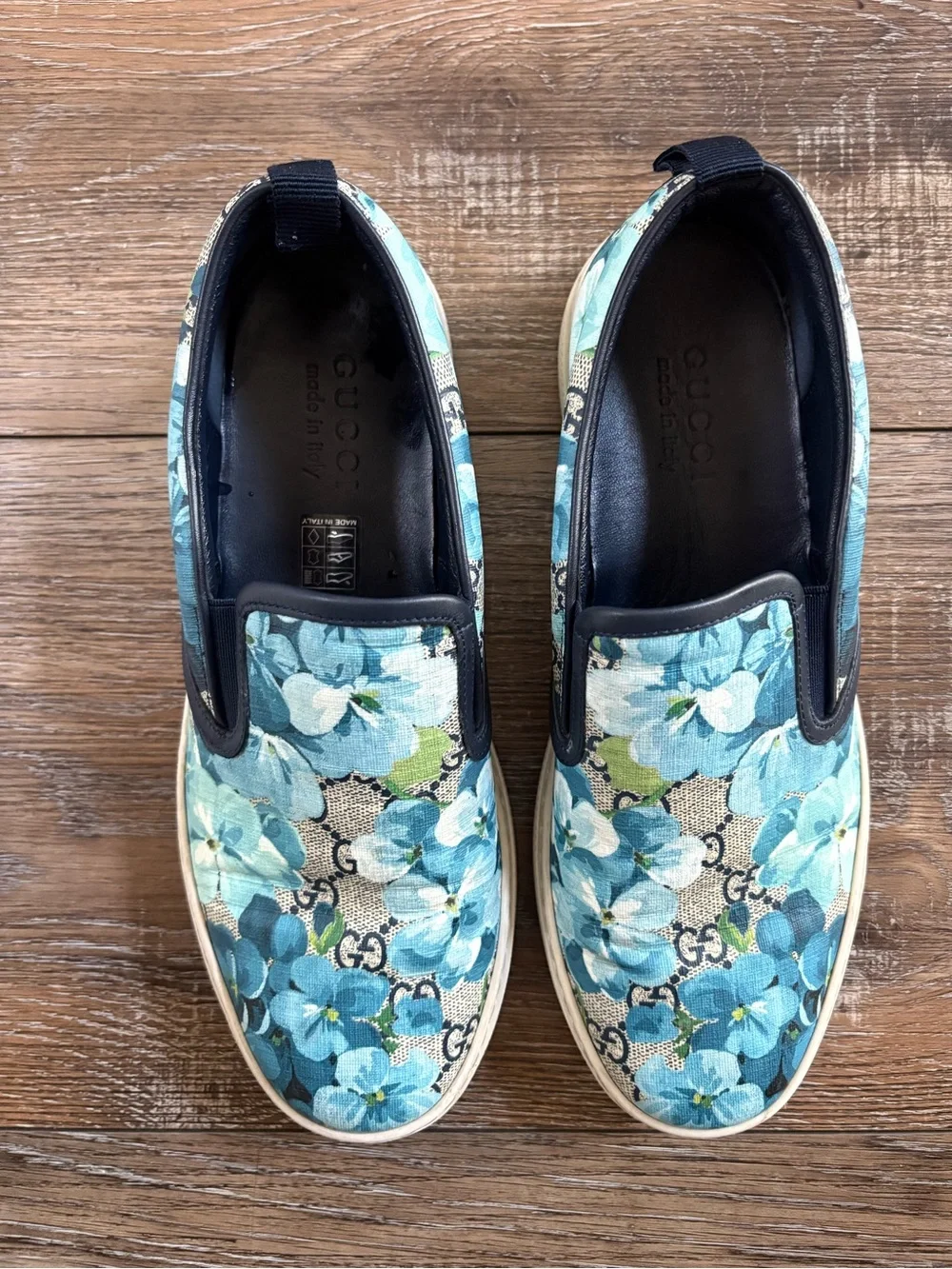 Gucci Floral Canvas Slip-On Sneaker floral Turquoise Navy men’s size 7/women 8.5